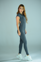REF: 025154 Enterizo largo con mangas