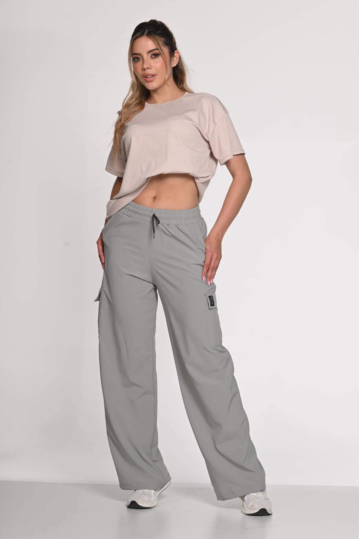 REF: 03029 Pantalón deportivo tipo cargo
