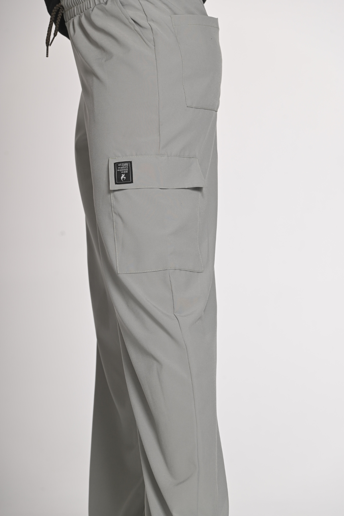 REF: 03029 Pantalón deportivo tipo cargo