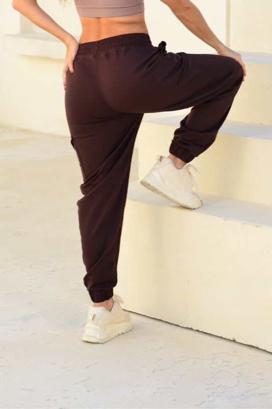 Jogger con bolsillos cargo