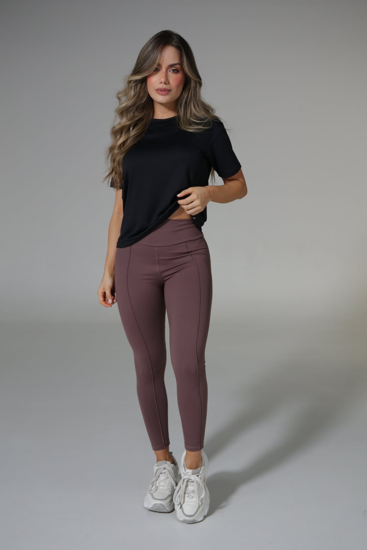 LEGGINS CON ALFORZA EN FRENTE