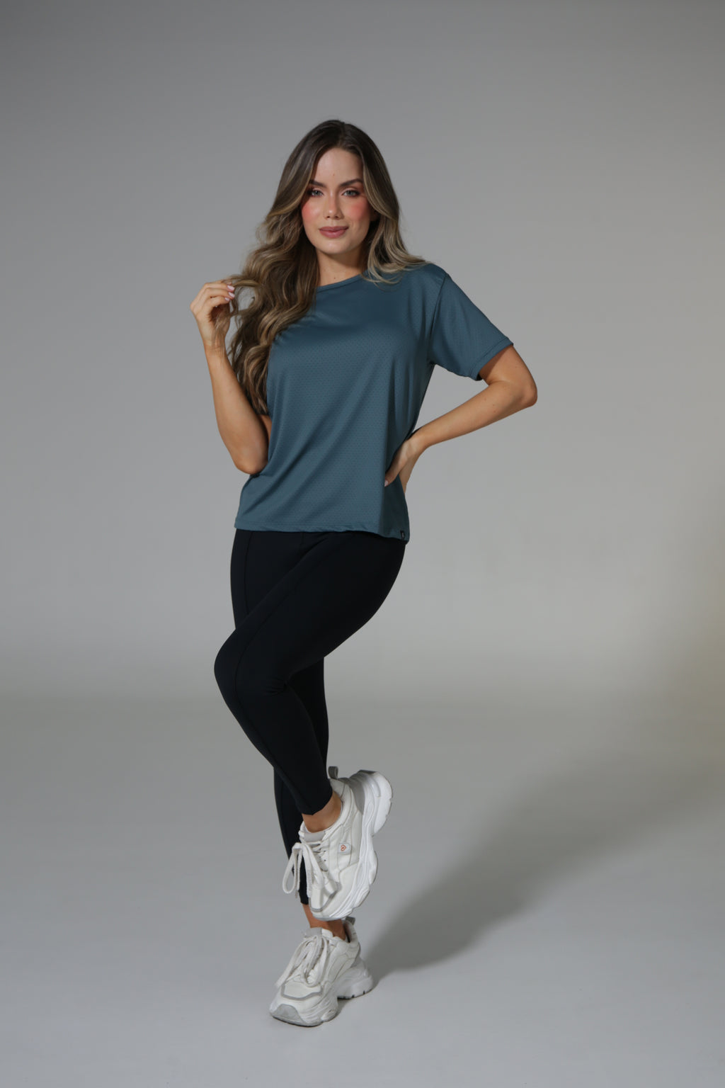 CAMISETA BÁSICA HOLGADA TELA TEXTURIZADA