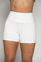 SHORT BÁSICO DE CONTROL EN PRETINA DELANTERA