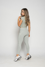 LEGGIN CON BOLSILLOS LATERALES CRUZADOS